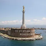 Casa vacanze Le Palme Tra Taormina E Catania *