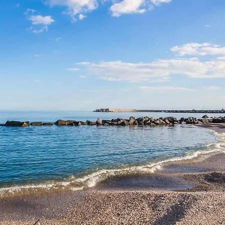 Le Palme Tra Taormina E Catania