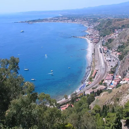 Le Palme Tra Taormina E Catania 別荘 *
