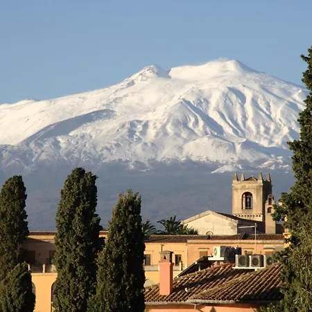 別荘 Le Palme Tra Taormina E Catania *